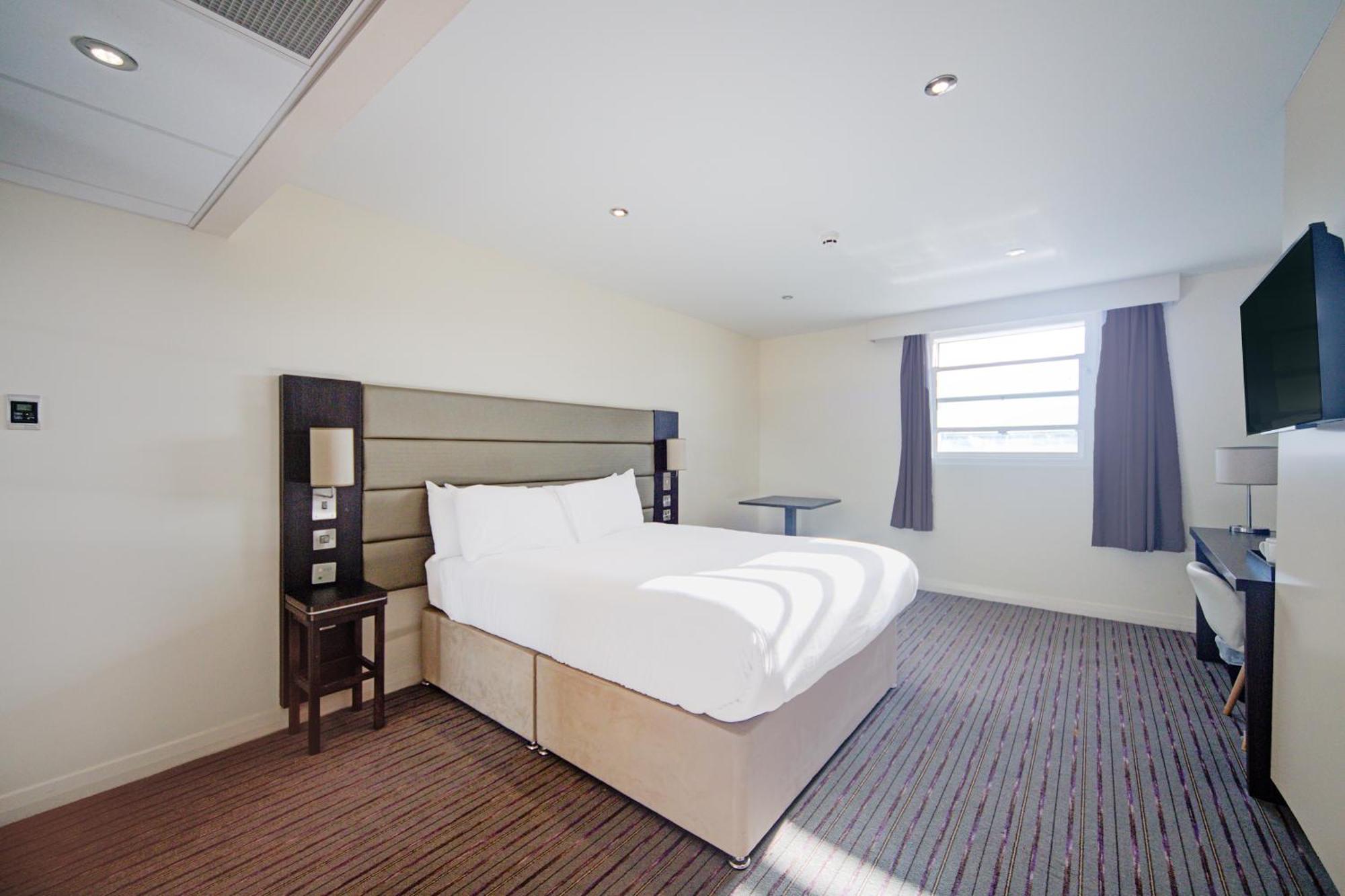 Belvilla Newport City Centre Hotel - Lifestyle Ngoại thất bức ảnh