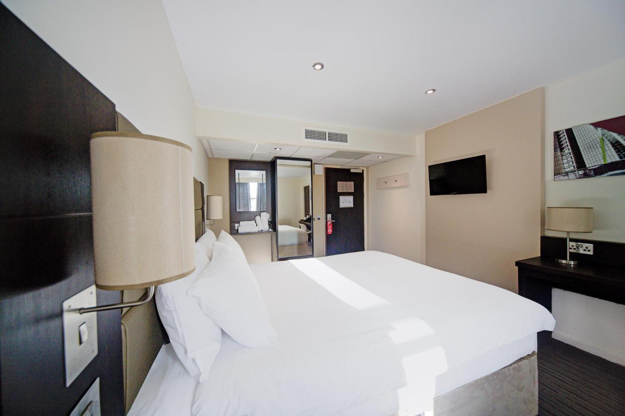 Belvilla Newport City Centre Hotel - Lifestyle Ngoại thất bức ảnh