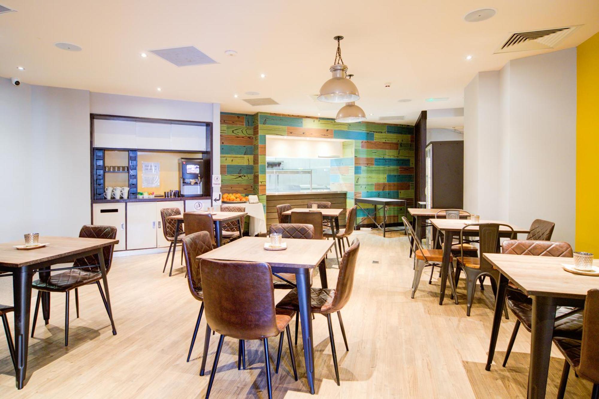 Belvilla Newport City Centre Hotel - Lifestyle Ngoại thất bức ảnh