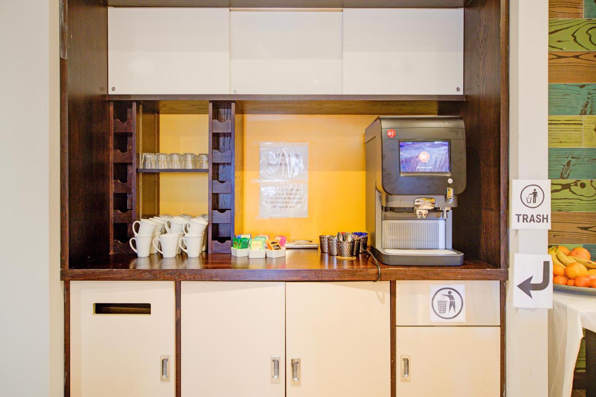 Belvilla Newport City Centre Hotel - Lifestyle Ngoại thất bức ảnh