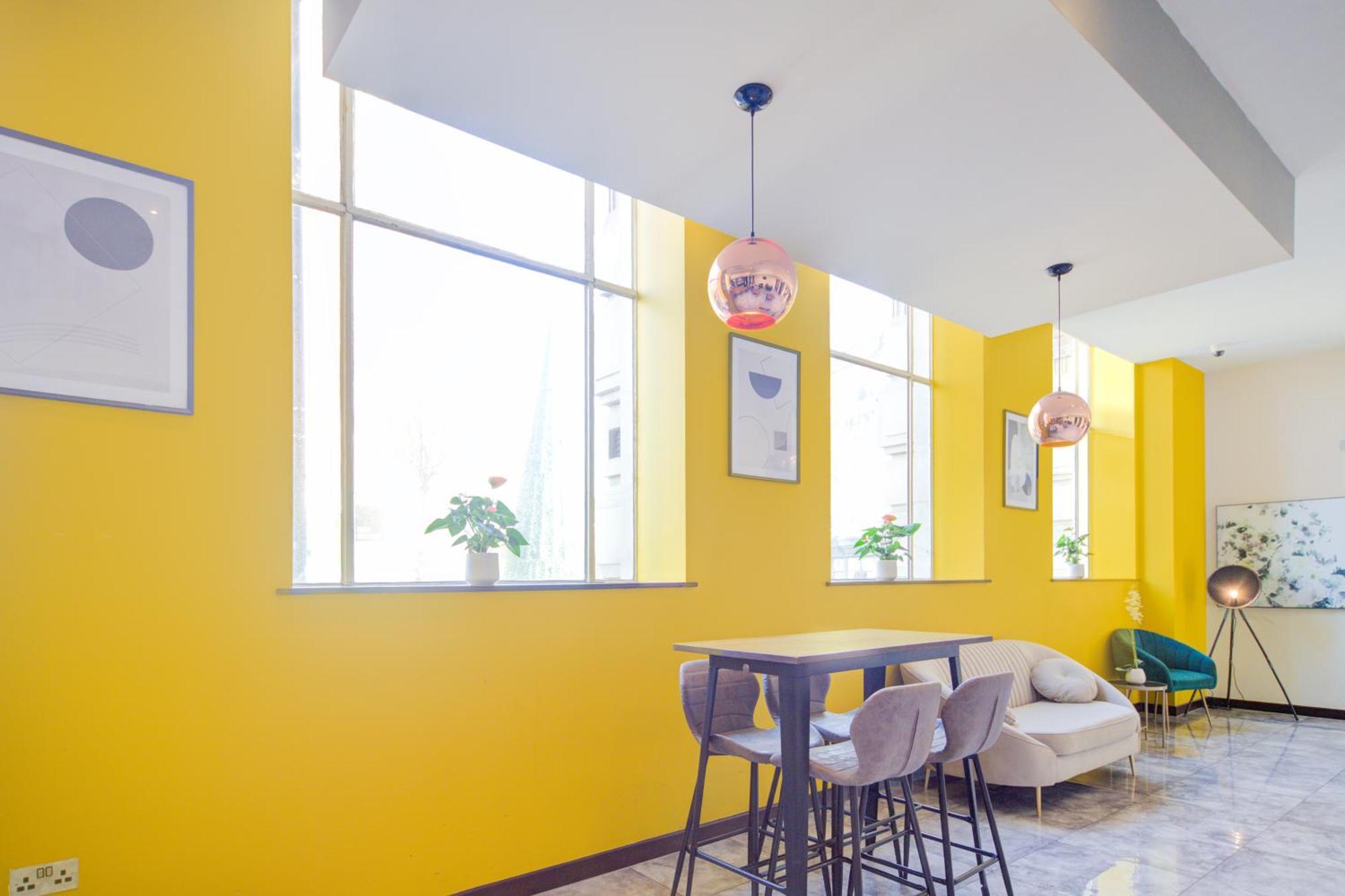 Belvilla Newport City Centre Hotel - Lifestyle Ngoại thất bức ảnh